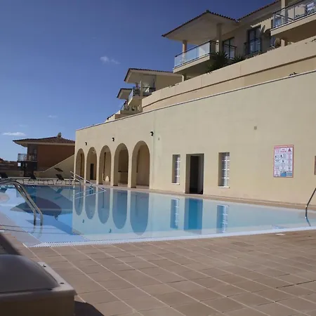 Sunny Castillo בית נופש קוסטה דה אנטיגואה
